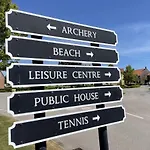 Sandy Feet Retreat - Part Of The The Bay Village With Pool, Gym And Direct Access, Pub, Restaurant, Tennis And Meadows Walks ファイリー
