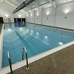Sandy Feet Retreat - Part Of The The Bay Village With Pool, Gym And Direct Access, Pub, Restaurant, Tennis And Meadows Walks 別荘 *