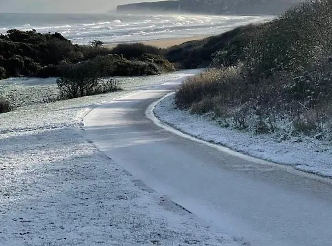 Hébergement de vacances Sandy Feet Retreat - Part Of The The Bay Village With Pool, Gym And Direct Access, Pub, Restaurant, Tennis And Meadows Walks *