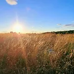 Sandy Feet Retreat - Part Of The The Bay Village With Pool, Gym And Direct Access, Pub, Restaurant, Tennis And Meadows Walks Hébergement de vacances *